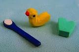 DOLLS HOUSE BATHROOM BATH DUCK SET