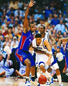 Darnell Jackson Autographed / Signed Kansas Jayhawks 8x10 Photo