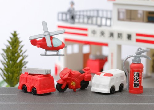 Imagen 1 de Goma de borrar, extintor rojo, de Iwako, Japón