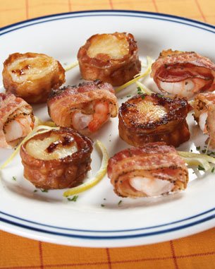 Home Bistro Shrimp in Peppered Bacon by Bacon