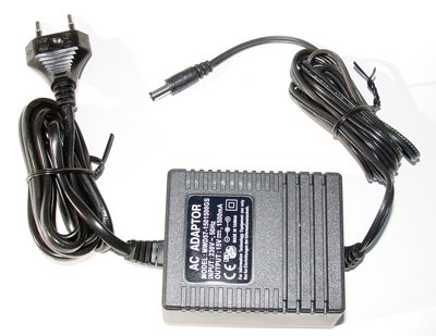 Magnalight 990-240VAC-Charger for Acro Light 990 HID Flashlight for Europe/Poland/Russia/Australia/Iraq/Kuwait