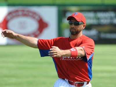 Florida Seminoles v Philadelphia Phillies, CLEARWATER, FL - FEBRUARY 24: Raul Ibanez Photographic Poster Print by Al Messerschmidt, 12x16