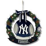MLB New York Yankees 20-Inch Baseball Door Wreath