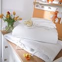 White Gift 2 Piece Crib Set
