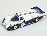 Review Spark  / Diecast Model Porsche 962C (1986 Le Mans Winner) in Blue and White (1:43 scale)