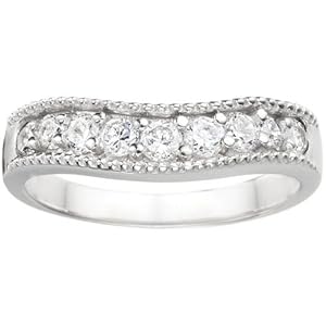 0.25 crt Cubic Zirconia Mounted In Sterling Silver. Vintage Style Contour Wedding Ring.