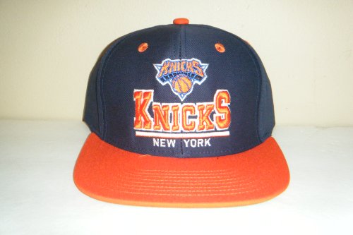 New York Knicks New with sticker Vintage Snapback Hat Authenic cap