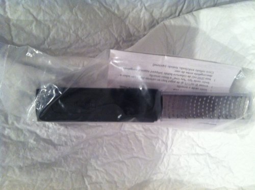 Pampered Chef Microplane (Micro Plane) Zester for Nuts, Cheese, Cinnamon, Ginger, Citrus