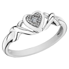 Diamond Heart Promise Ring in 10K Whte Gold