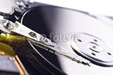 Wallmonkeys Peel and Stick Wall Decals - Geöffnete Harddisk, Nahaufnahme - 24"W x 16"H Removable Graphic