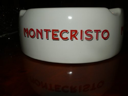 MASSIVE 10" MONTECRISTO CIGAR ASHTRAY 4 CIGAR RESTS
MASSIVE 10" MONTECRISTO CIGAR ASHTRAY 4 CIGAR RESTS