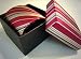 Sports : Stylische Krawatte aus pflegleichten Weichglanz-Fasern. Modell: KISS - Inclusiv Design-Geschenk-Box!