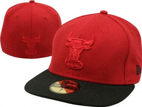 chicago bulls hat fitted. Chicago Bulls Fitted Hat: New