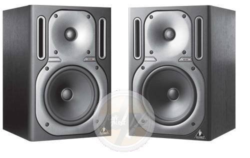 Behringer B2030A Active 2-Way Reference Studio Monitor