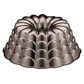 Wilton Dimensions Belle Pan by Wilton