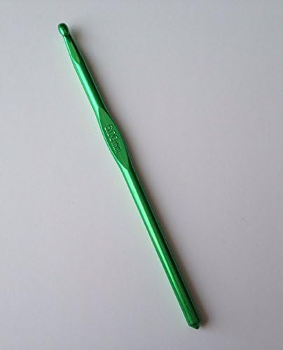 Professional Crochet Hooks Kits Projects Crafts Clothes Novelty Sets of 16Pcs Multi Colour Soft Grip Handle Aluminum Knitting Needles Tools