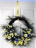 Deluxe Polished Brass Wreath Holder