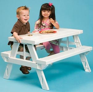 KidNic Table