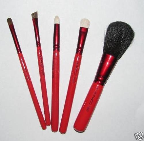 MAC ENCHANTING VERMILLION : 5 BASIC BRUSH SET RED