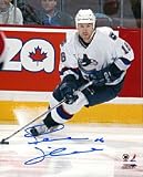 Trevor Linden Autographed / Signed Vancouver Canucks White Jersey 8x10 Photo