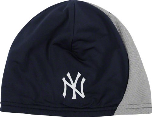 New York Yankees New Era Navy AC Performance Therma Base On Field Knit Hat