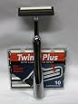 Heavyweight Brass/Chrome Trac 2 compatible Razor and 10 Personna Twin 2 Blades