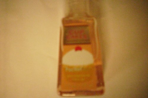 Bath and Body Works Cup Cakes Coconut Cream Antibacterial Pocketbac Hand Gel