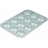 Chicago Metallic Commercial II Traditional Uncoated 12-Cup Muffin Pan