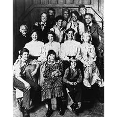 MELISSA S ANDERSON AS MARY INGALLS KENDALL, RICHARD BULL AS NELSON "NELS" OLESON, VICTOR FRENCH AS ISAIAH EDWARDS, MELISSA GILBERT AS LAURA ELIZABETH INGALLS WILDER, KAREN GRASSLE AS CAROLINE QUINER HOLBROOK INGALLS, LINDSAY GREENBUSH AS CARRIE INGALLS, SIDNEY GREENBUSH AS CARRIE INGALLS, KEVIN HAGEN AS DR. HIRAM BAKER, MATTHEW LABORTEAUX AS ALBERT QUINN INGALLS, MICHAEL LANDON AS CHARLES PHILIP INGALLS FROM LITTLE HOUSE ON THE PRAIRIE #1 - SCHWARZ-WEISS - Filmfoto - GROSS - 20x16" (50x40cm)
