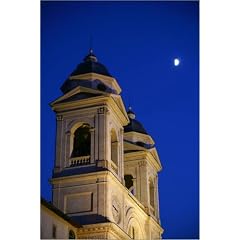 Poster 40 x 60 cm - "Bell towers of Trinita del Monti, vialle Trinita del Monte, with moon." von Ruth Eastham & Max Paoli / Lonely Planet Images - auch in anderen Gr��en und als Leinwandbild erh�ltlich
