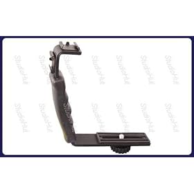 Studiohut L-Flash Bracket wth dual Standard Hot Shoe Mounts
