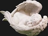 Eigenschaften Hofgarten  / Engel schlafend groß weiss; 40,2x22x21,2 cm