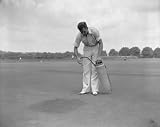 1938 photo Golf course grass now dyed green for nervous putters. Washington, D.C., Aug. 5. Nervous g