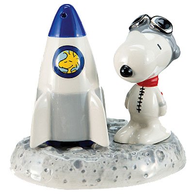 Peanuts NASA Astronaut Snoopy Pepper Shakers
