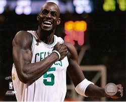 Kevin Garnett NBA Finals Beating Chest Celtics 8x10 Photo