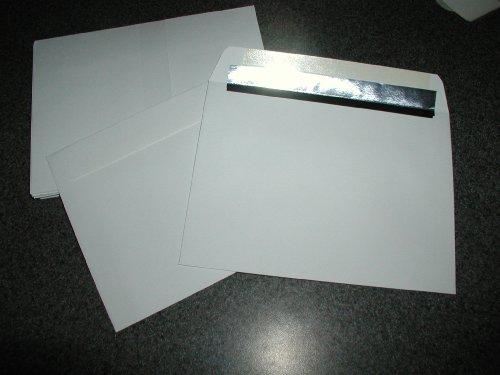 100 SILVER LINED FLAP GENERIC WHOLESALE GREETING CARD ENVELOPES 6.0625 X 8.125 GREAT FOR YOUR HOMEMADE CHRISTMAS OR HOLIDAY CARDS USE YOUR SOFTWARE AND PRINT YOUR CARDS YOURSELF.