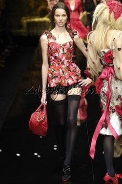 $2750 New DOLCE & GABBANA Red Floral Cotton Bustier 6 / 40 41m XCODw2L $2750 New DOLCE & GABBANA Red Floral Cotton Bustier 6 / 40