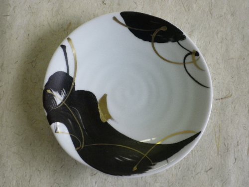 刷毛目変形シリーズ（黒）　５寸皿（１５ｃｍ）