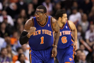 New York Knicks v Phoenix Suns, Phoenix - January 07: Amar'e Stoudemire and Landry Fields Photographic Poster Print by Christian Petersen, 36x24