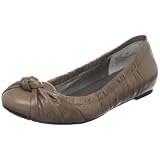 Me Too Womens Lawton Ballet Flat