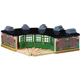 Thomas And Friends Wooden Railway - Roundhouse