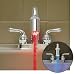LED Aufsatz f�r den Wasserhahn blaues oder rotes Wasser