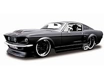 Ford Mustang GT Pro Rodz (1967) in Black (1:24 scale) Diecast Model Car