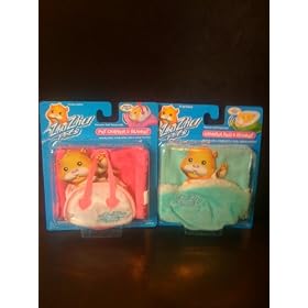 Zhu Zhu Teal Bed Blanket and Pink Carrier Set