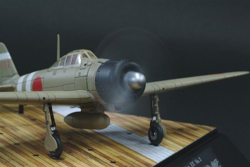 1/100 翼コレクションEX 「空母瑞鶴より発艦」 零戦21型 岩本徹三機