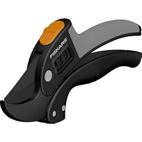 Fiskars PowerStep Bypass Pruner