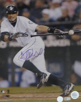 Ichiro Suzuki Seattle Mariners - Bunting - Autographed 11x14 Photograph