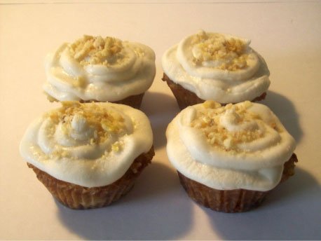 Frostines Edibles Gift Box of 9 Fresh Baked Gourmet Hummingbird Cupcakes by Frostines Edibles