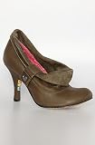 Irregular Choice The Pap Papps Heel in Olive,Shoes for Women