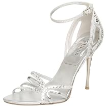 Guess Women's Okanarra Sandal,Silver,7 M